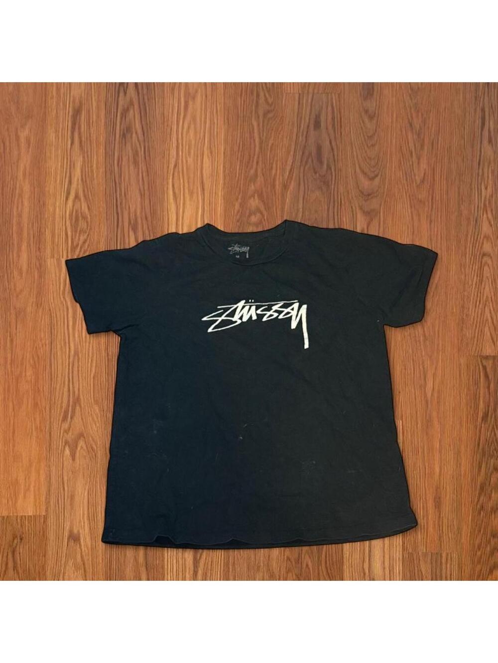 Vintage Skater Style Stüssy Men's Black short sleeve T-shirt